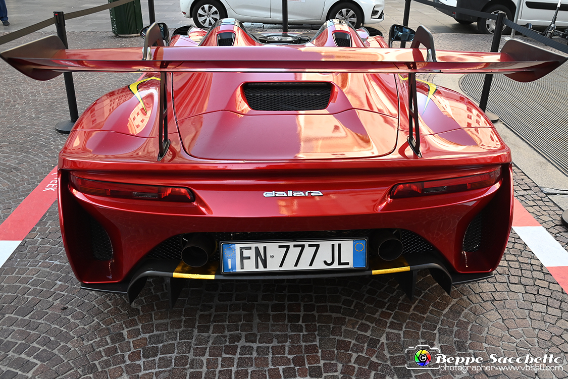 VBS_3787 - Autolook Week - Le auto in Piazza San Carlo.jpg